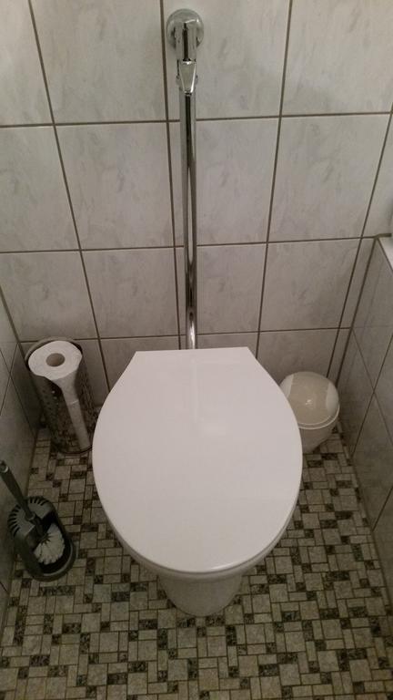 Gaestezimmer Mueller 诺伊斯 外观 照片